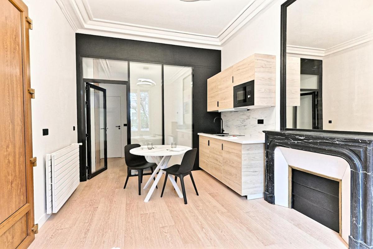 Elegance Et Confort Quartier Prestigieux De Appartement Parijs