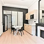 Elegance Et Confort Quartier Prestigieux De Paris